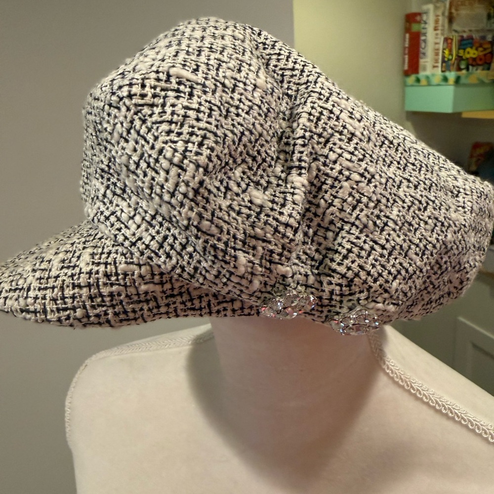 Rachel Skinner Millinery Henri Bendel Black and White Tweed Hat